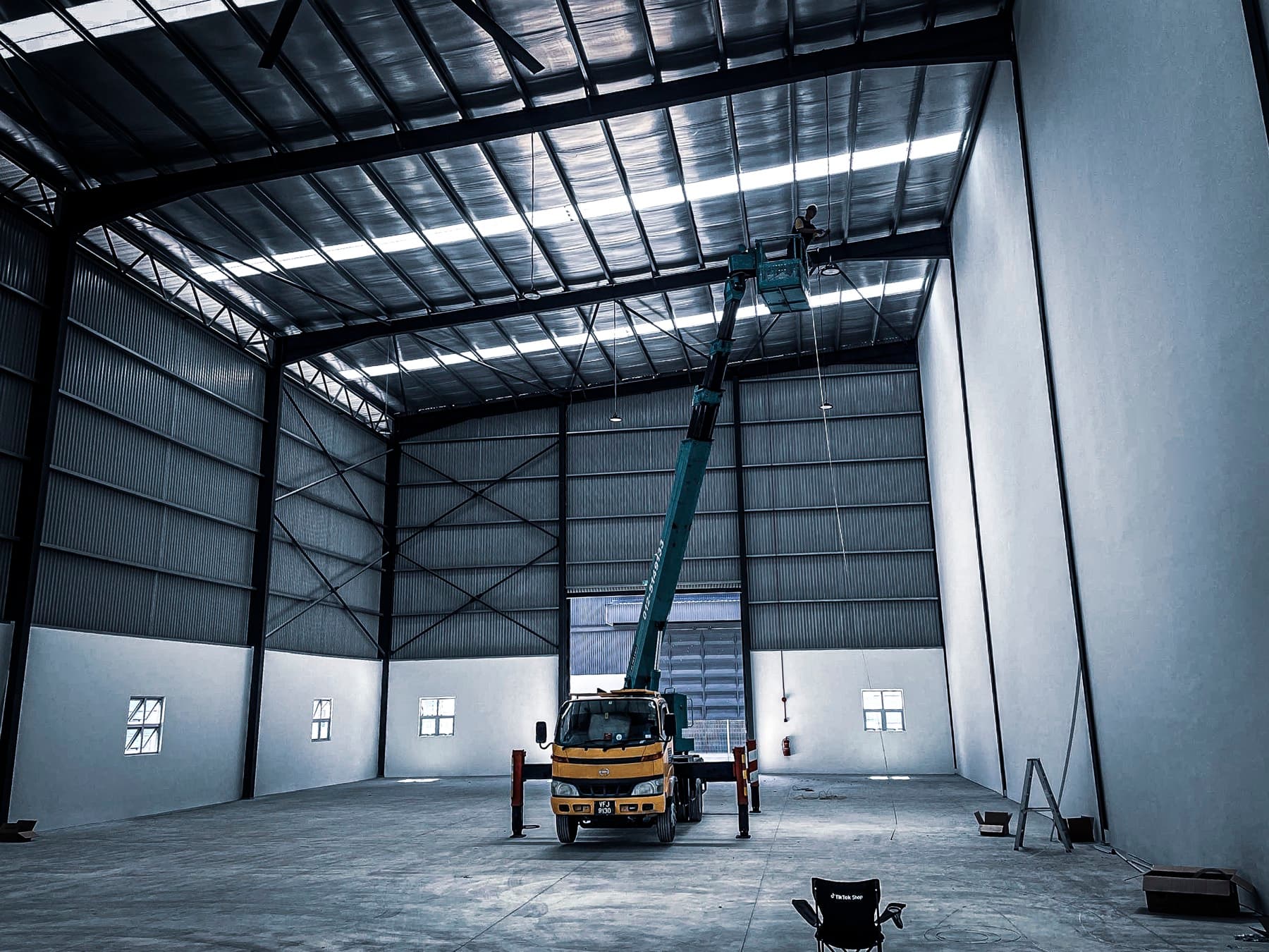 Packaging specialist factory, high bay lighting, Shah Alam, Selangor, photo 2 of 3
